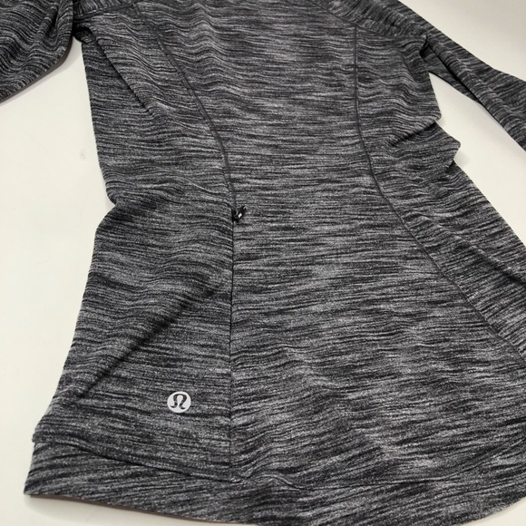 LULULEMON Runderful Grey Heathered Black Pocket Long Sleeve Active Top SIZE 4 - Picture 7 of 16